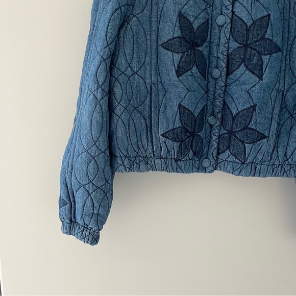 Free People Quinn Quilted Denim Jacket XS NWT Blue Floral Embroidered Boho - Picture 7 of 8